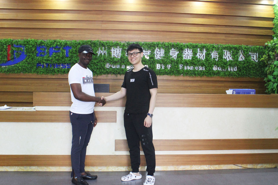 喀麦隆进口中国8868体育官网入口